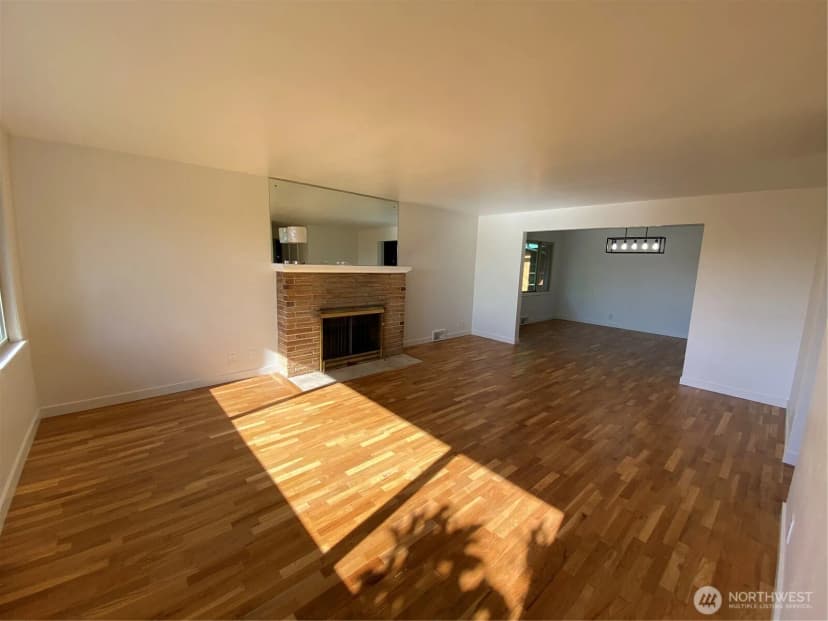 Property photo for 4916 24th Place S, Seattle photo 6
