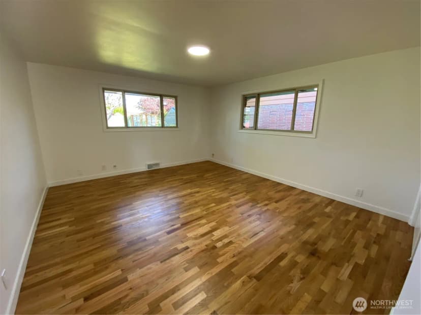 Property photo for 4916 24th Place S, Seattle photo 19