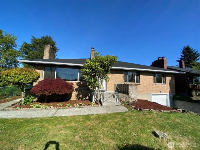 Property photo for 4916 24th Place S, Seattle photo 2
