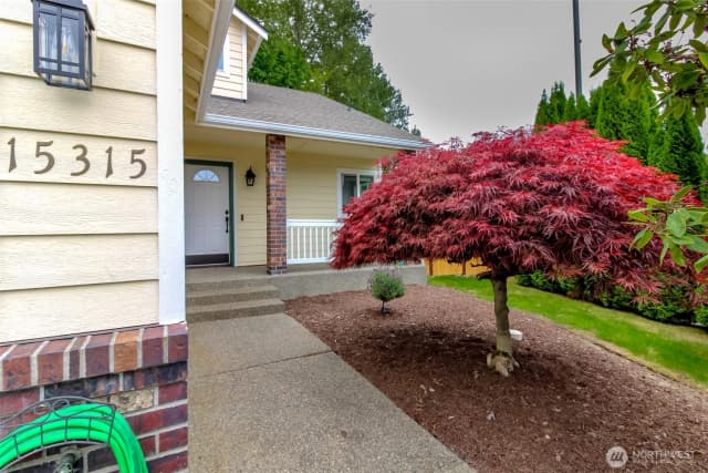 Property photo for 15315 87th Street Ct E, Puyallup photo 3