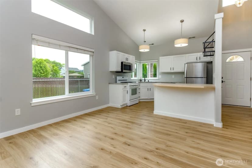 Property photo for 15315 87th Street Ct E, Puyallup photo 10