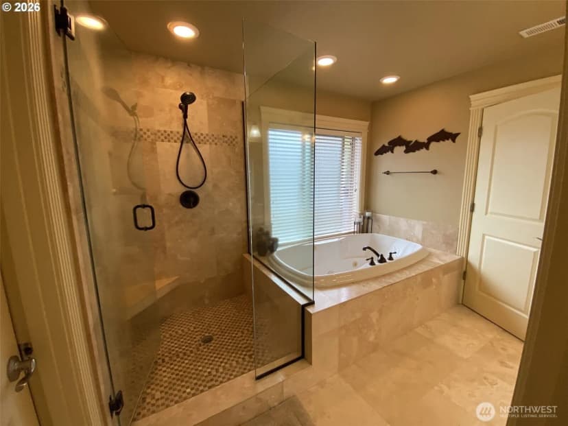 Property photo for 545 E 18 Street, La Center photo 23