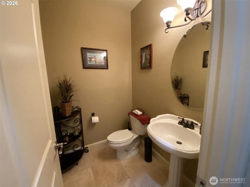 Property photo for 545 E 18 Street, La Center photo 12