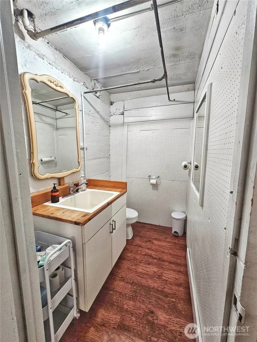 Property photo for 130 S Main Street, Colville photo 8