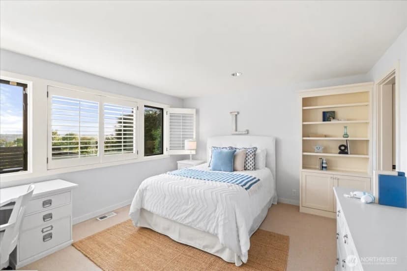 Property photo for 8297 Se 82nd Street, Mercer Island photo 26