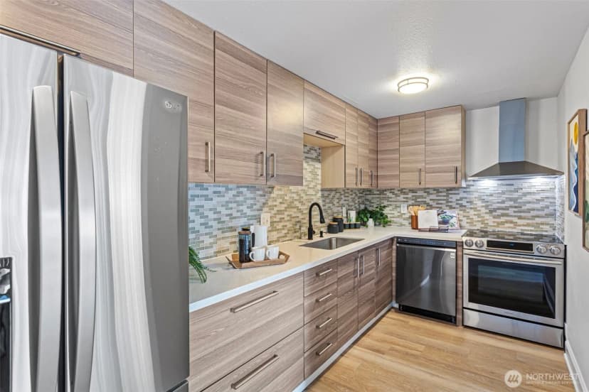 Property photo for 4219 Whitman Avenue N #2, Seattle photo 8