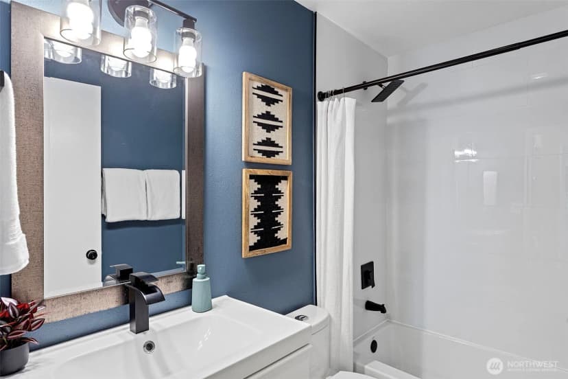 Property photo for 4219 Whitman Avenue N #2, Seattle photo 16