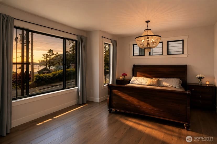 Property photo for 4616 Anaco Beach Road, Anacortes photo 12