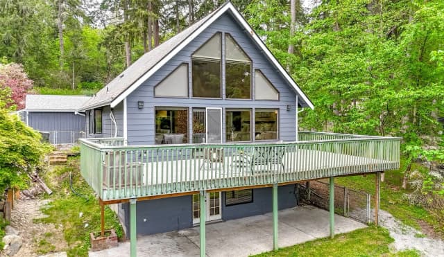 Property photo for 40420 Ski Park Rd E, Eatonville