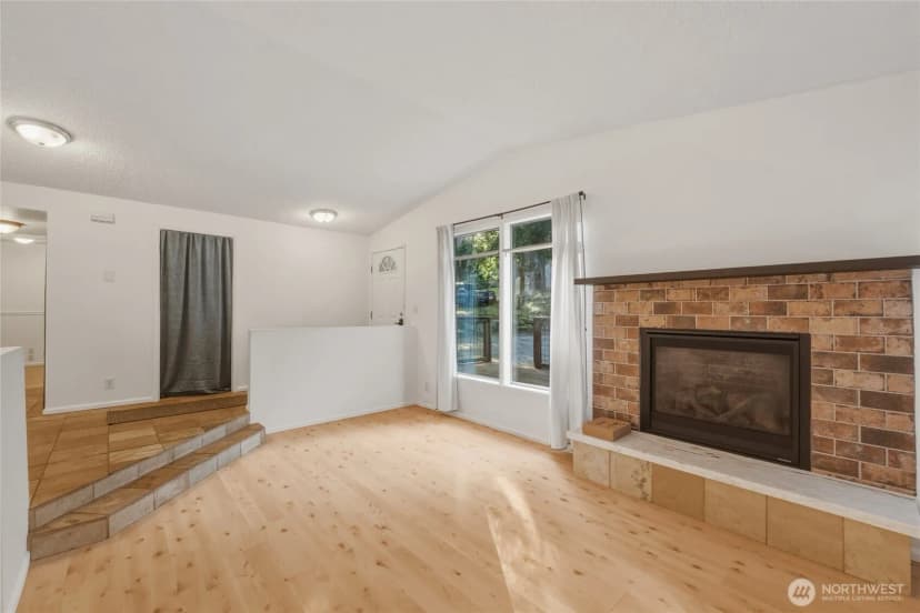 Property photo for 405 Sudden Valley Drive, Bellingham photo 7