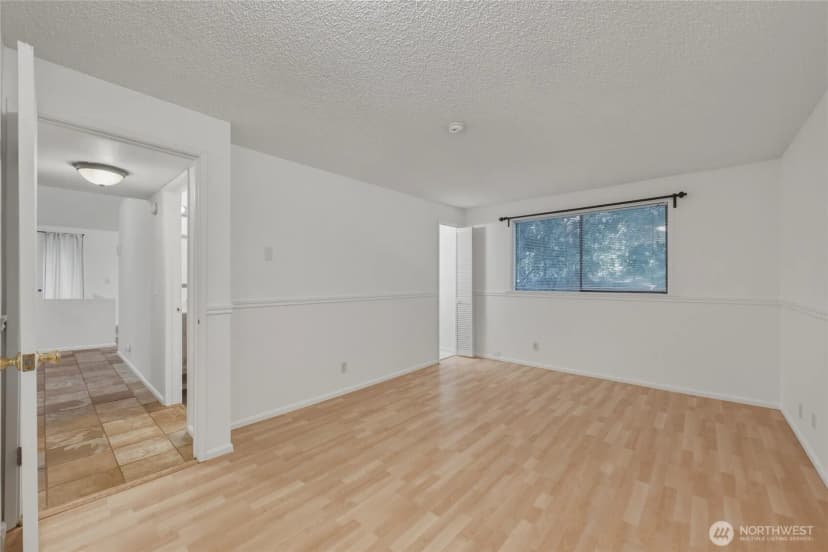 Property photo for 405 Sudden Valley Drive, Bellingham photo 10