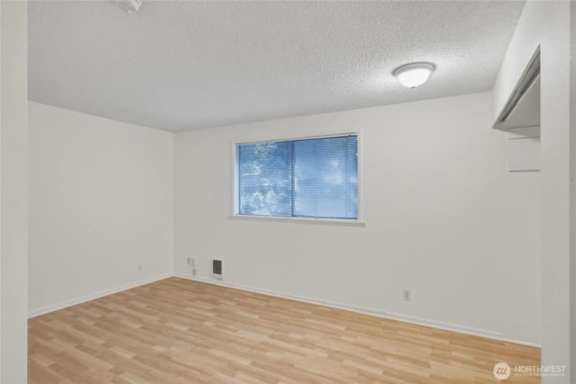 Property photo for 405 Sudden Valley Drive, Bellingham photo 21