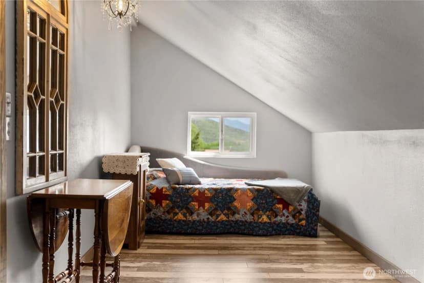 Property photo for 373 Rendezvous Road, Winthrop photo 30