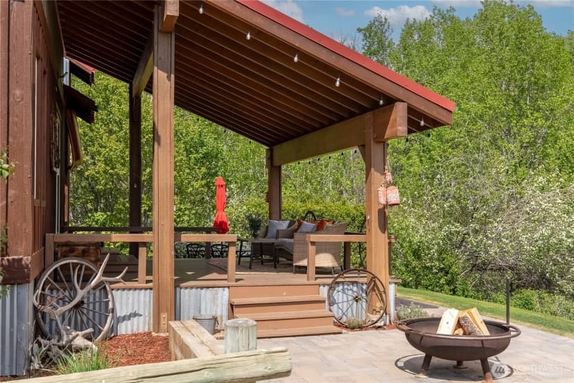 Property photo for 373 Rendezvous Road, Winthrop photo 6