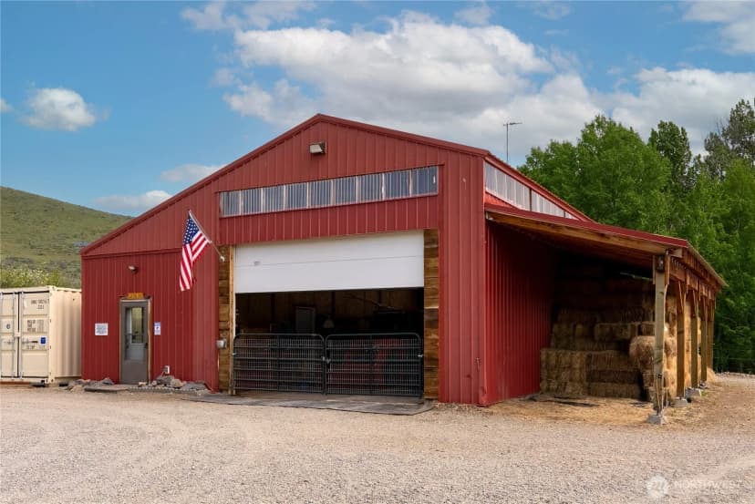 Property photo for 373 Rendezvous Road, Winthrop photo 36
