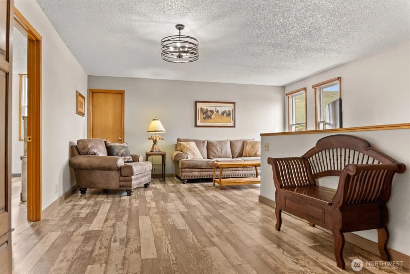 Property photo for 373 Rendezvous Road, Winthrop photo 26