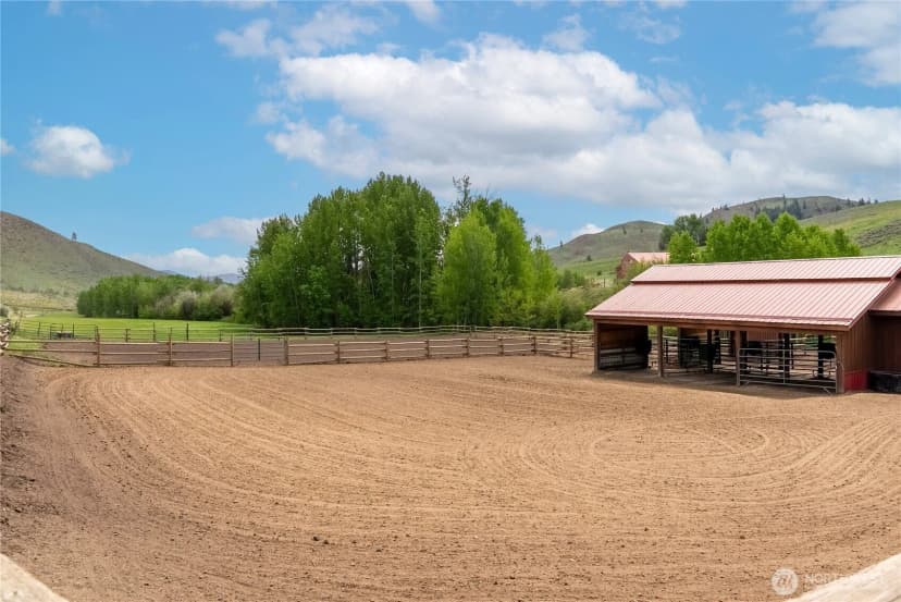 Property photo for 373 Rendezvous Road, Winthrop photo 35