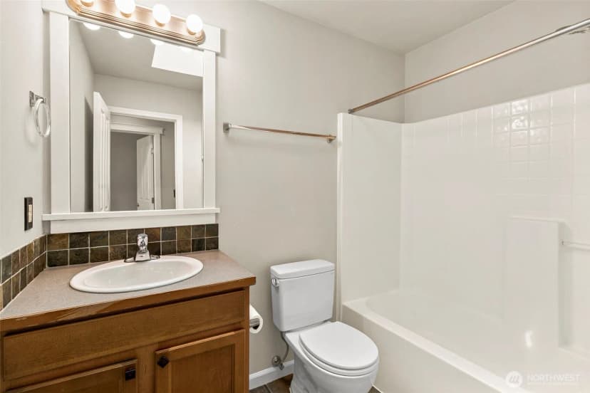 Property photo for 17216 139th Avenue E, Puyallup photo 23