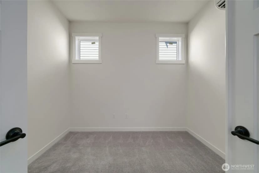 Property photo for 708 Legacy Way, Sedro Woolley photo 15
