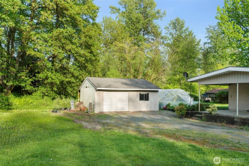 Property photo for 924 1st Street, Sultan photo 2