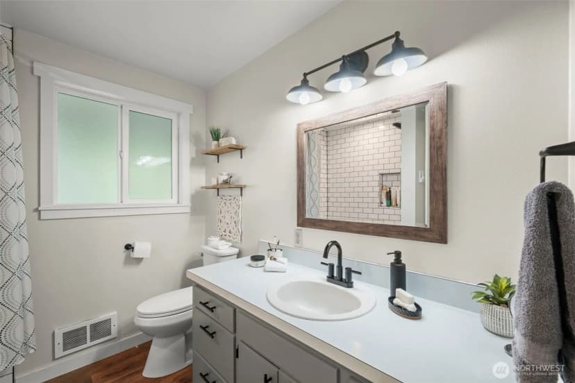 Property photo for 924 1st Street, Sultan photo 21