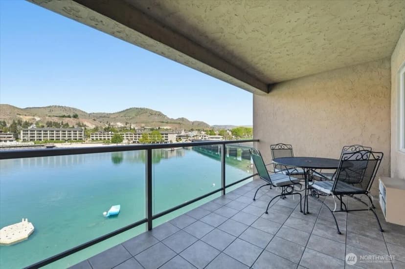Property photo for 322 W Woodin Avenue #642, Chelan photo 6