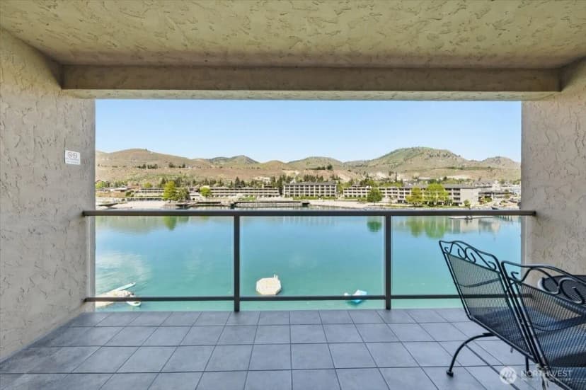 Property photo for 322 W Woodin Avenue #642, Chelan photo 5