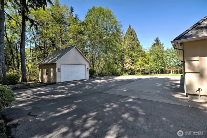 Property photo for 110 Se Lazy Dog Lane, Shelton photo 37