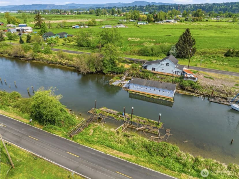 Property photo for 77 S Welcome Slough, Cathlamet photo 3