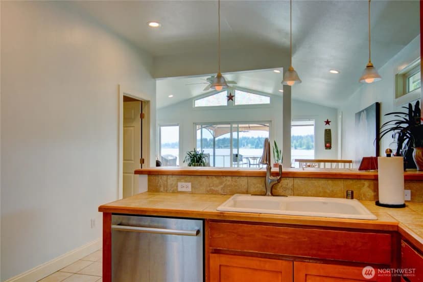 Property photo for 17218 Schuhs Lane, Stanwood photo 26