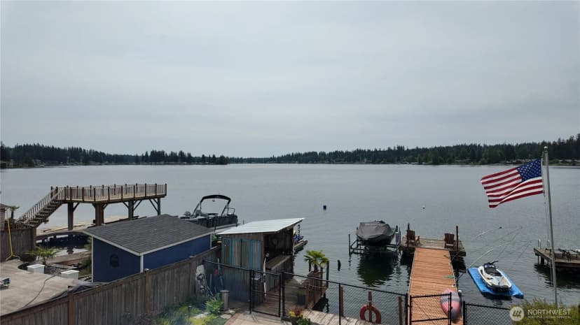 Property photo for 17218 Schuhs Lane, Stanwood photo 14