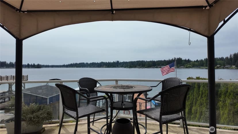 Property photo for 17218 Schuhs Lane, Stanwood photo 8