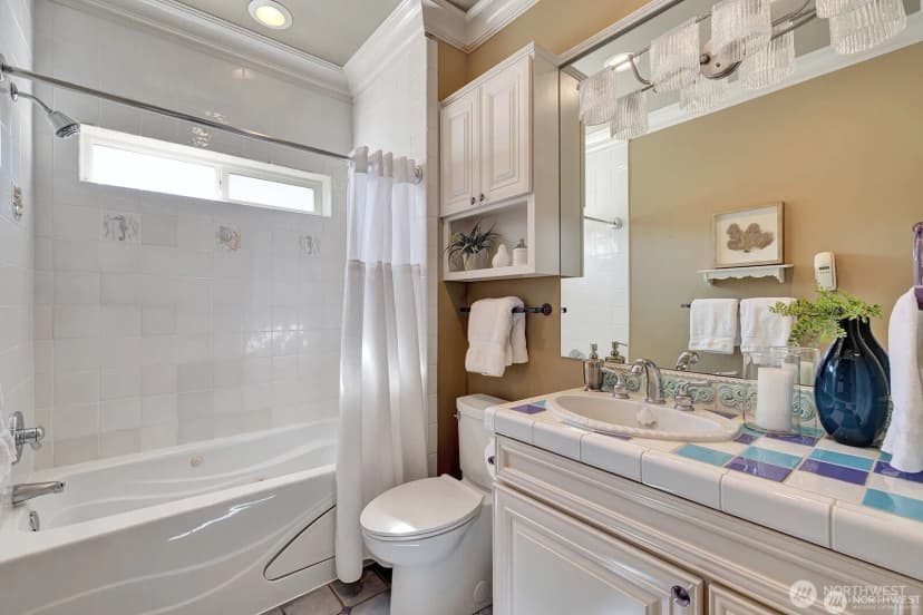 Property photo for 10616 Rainier Ave S, Seattle photo 19