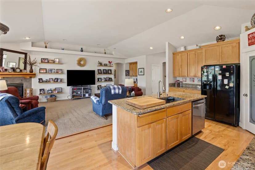 Property photo for 14502 148th Street E, Orting photo 17