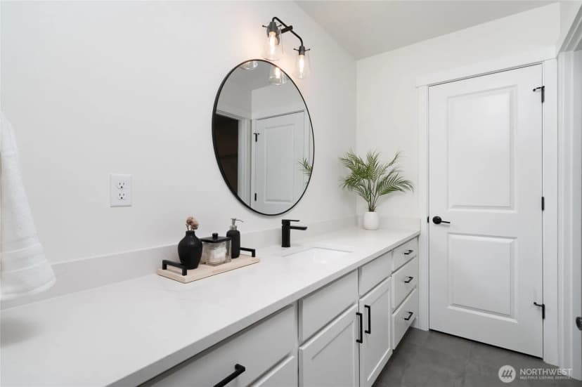 Property photo for 627 Legacy Way, Sedro Woolley photo 25