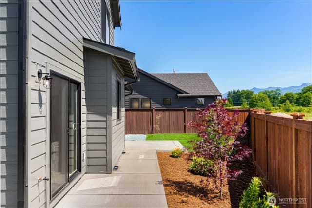 Property photo for 627 Legacy Way, Sedro Woolley photo 4