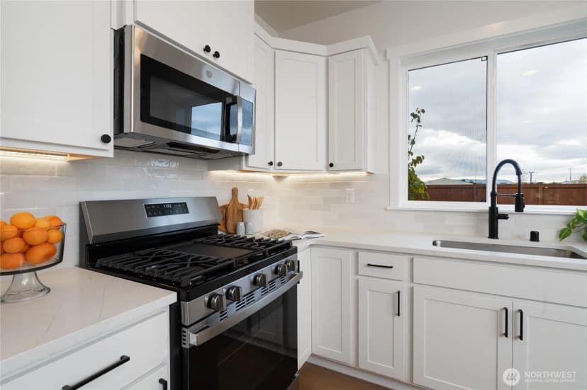 Property photo for 627 Legacy Way, Sedro Woolley photo 18