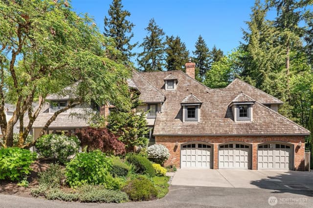 Property photo for 3240 126th Avenue Ne, Bellevue photo 3