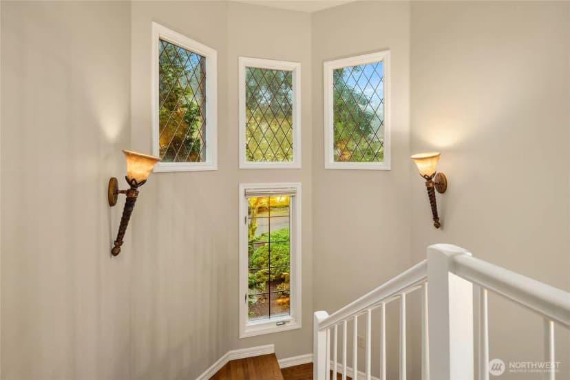 Property photo for 3240 126th Avenue Ne, Bellevue photo 21
