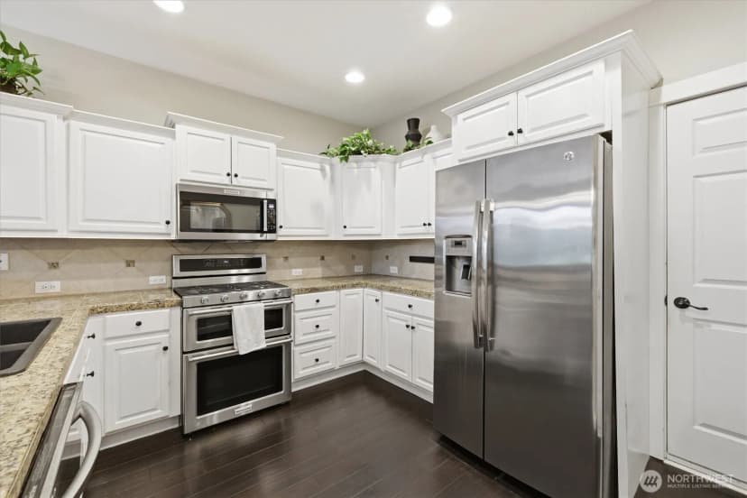 Property photo for 7518 185th Avenue E, Bonney Lake photo 8