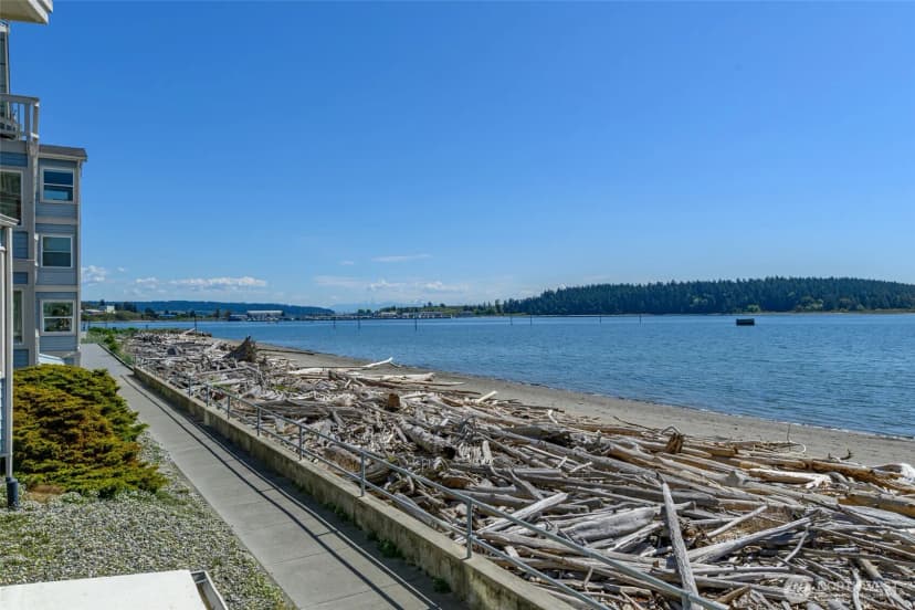Property photo for 651 Se Bayshore Drive #e102, Oak Harbor photo 33