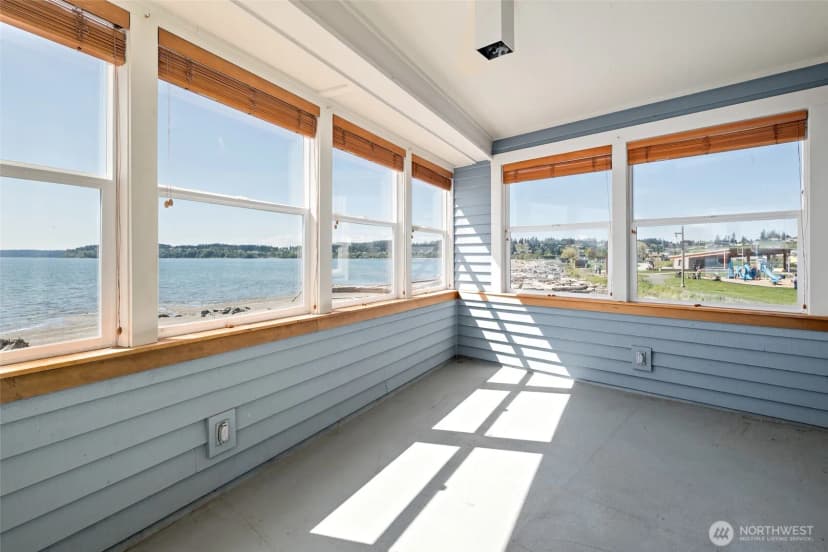 Property photo for 651 Se Bayshore Drive #e102, Oak Harbor photo 28
