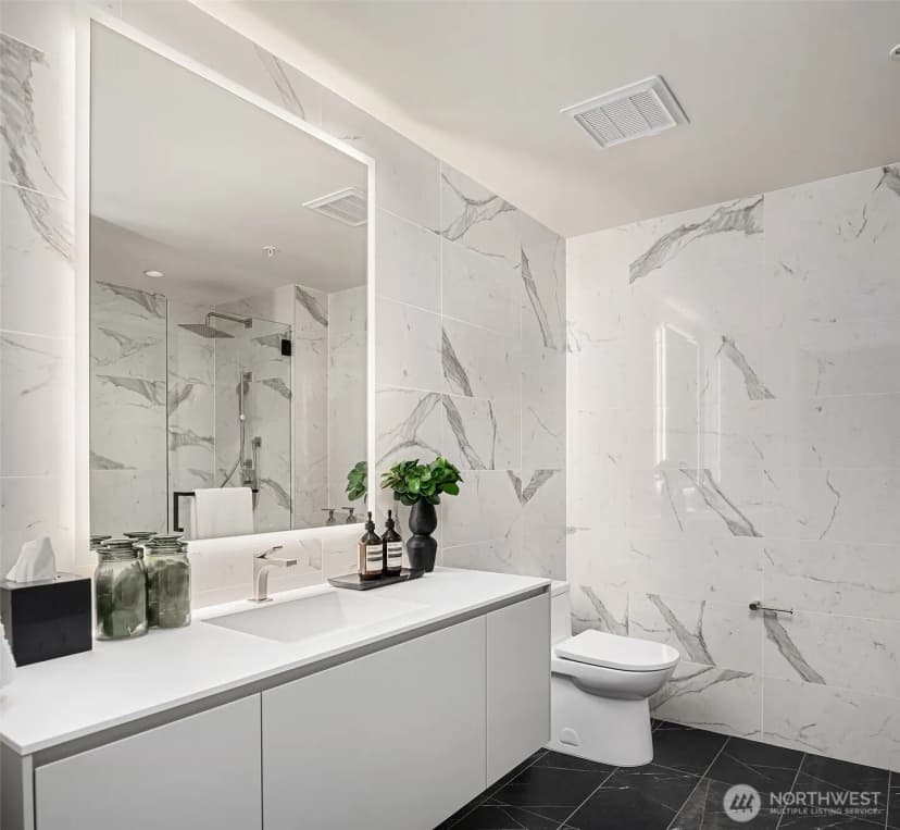 Property photo for 889 Avenue Square Ne #908, Bellevue photo 11