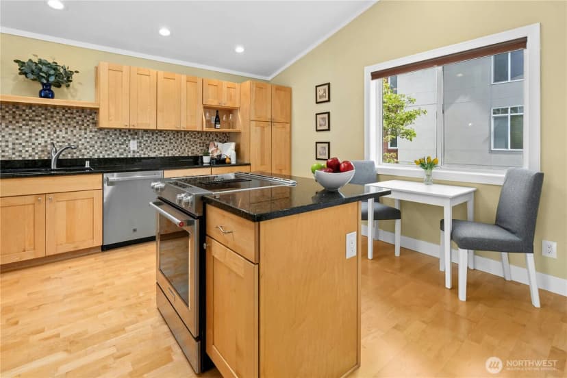Property photo for 520 Walnut Street #3, Edmonds photo 24