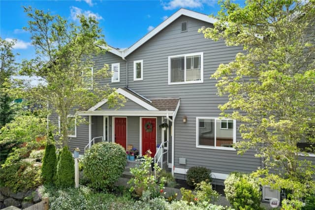 Property photo for 520 Walnut Street #3, Edmonds
