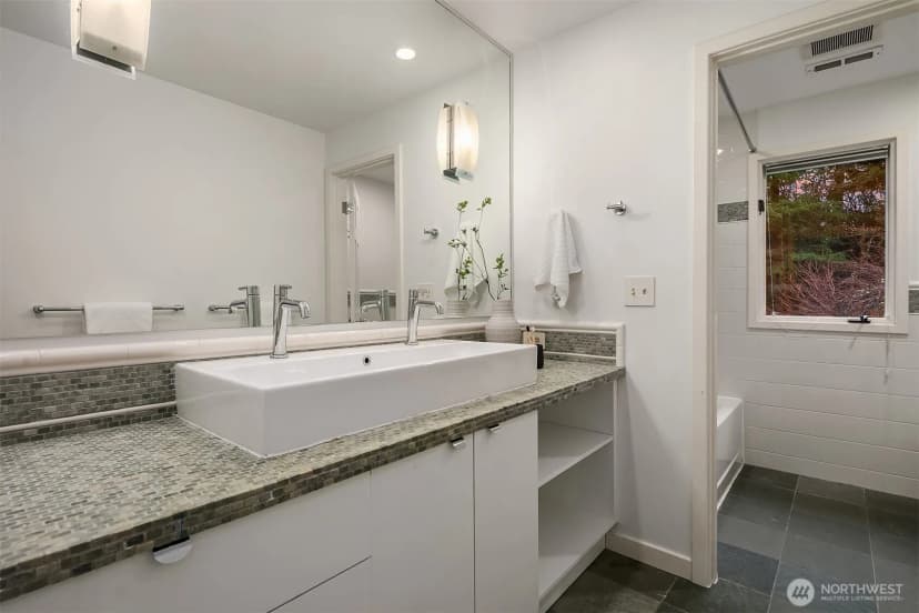 Property photo for 2857 134th Avenue Ne, Bellevue photo 26