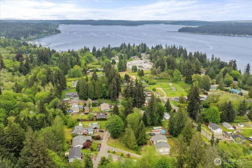 Property photo for 8178 Sandy Road Ne, Bremerton photo 39