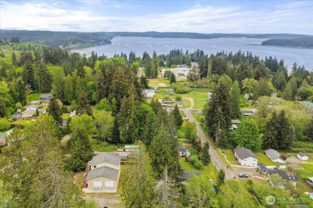 Property photo for 8178 Sandy Road Ne, Bremerton photo 3