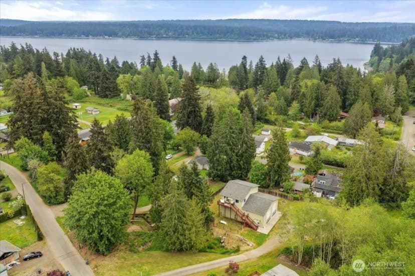 Property photo for 8178 Sandy Road Ne, Bremerton photo 38