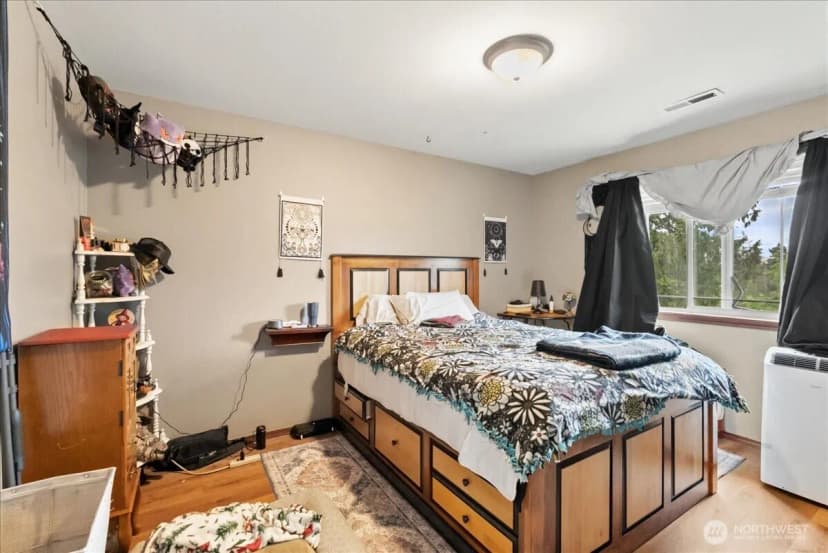 Property photo for 8178 Sandy Road Ne, Bremerton photo 33